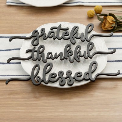 Set mit 3 Thanksgiving-Platzkarten für Esstischdekor-Wörter-Zeichen
